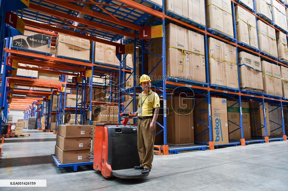 618 Shopping Festival Suning Logistics Center