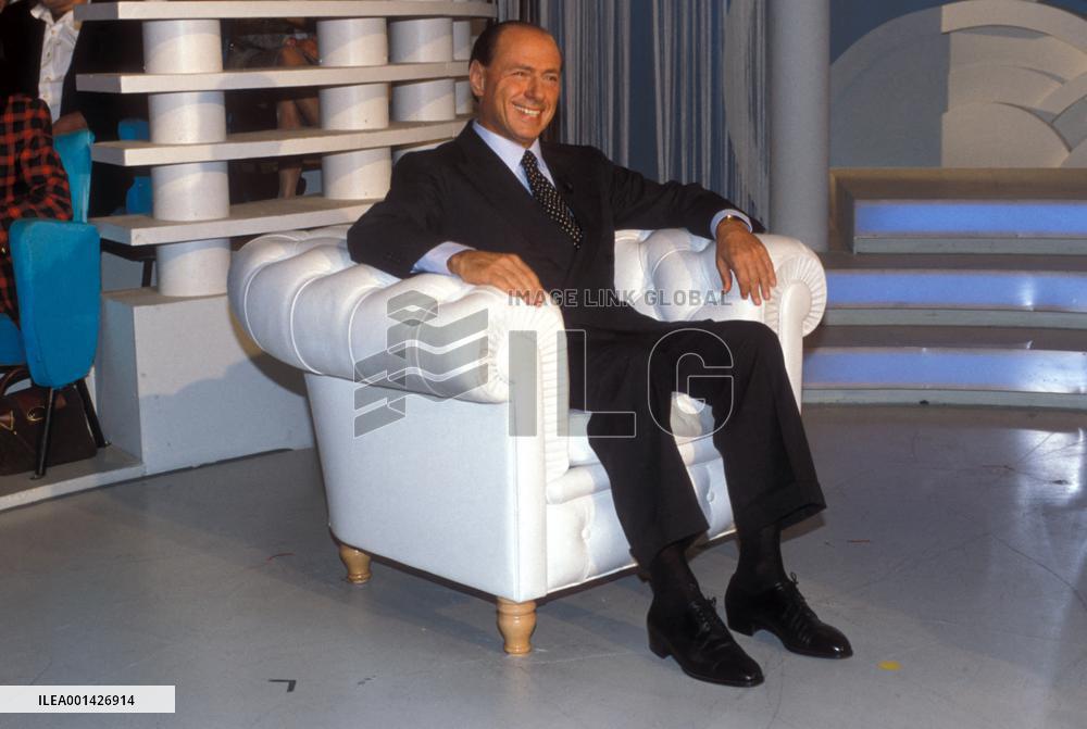 Former Italian PM Silvio Berlusconi Dies At 86