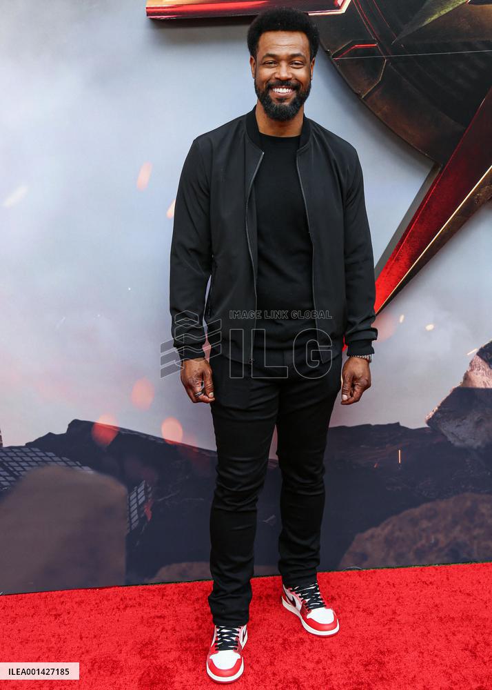 The Flash Premiere - LA