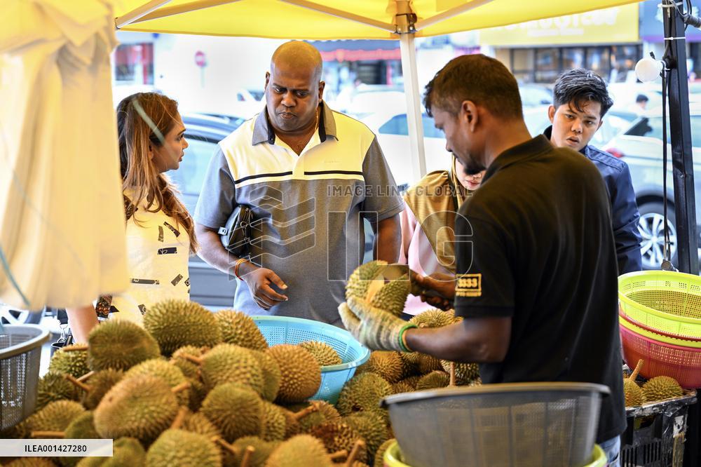 MALAYSIA-KUALA LUMPUR-DURIAN-MARKET