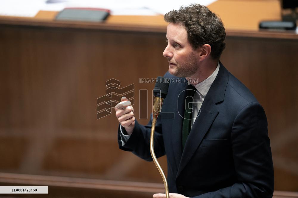 Questions to the Government - Paris.