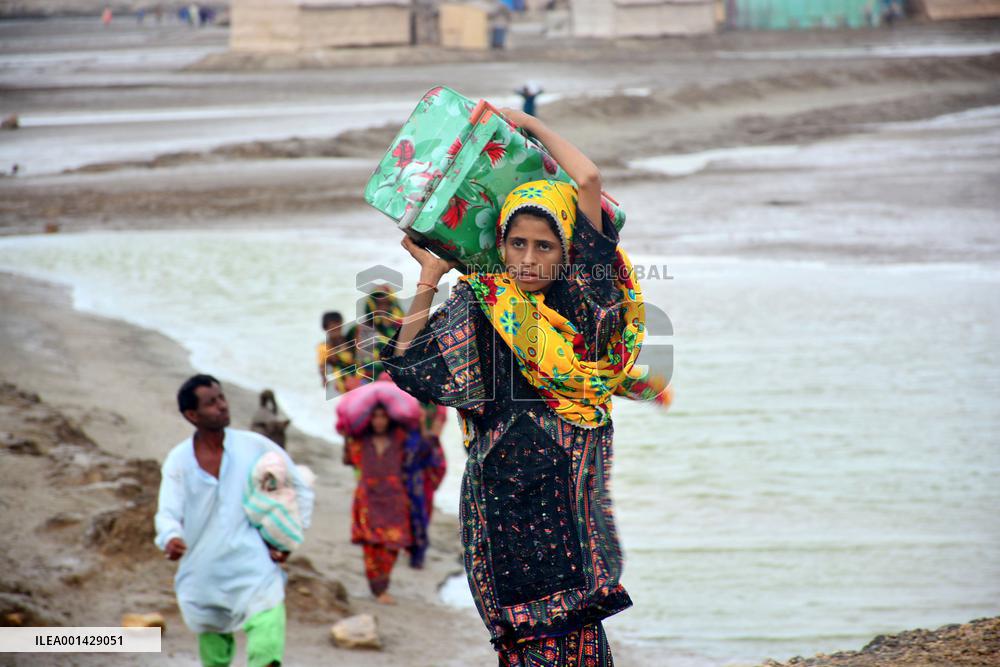 PAKISTAN-THATTA-CYCLONE BIPARJOY-EVACUATION