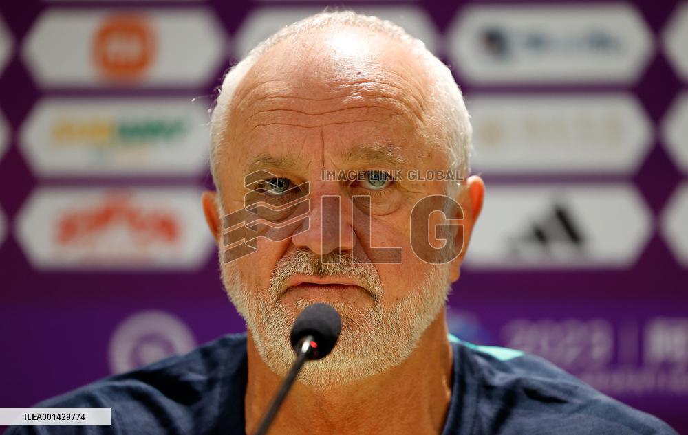 (SP)CHINA-BEIJING-FOOTBALL-INTERNATIONAL MATCH-ARGENTINA VS AUSTRALIA-PRESS CONFERENCE (CN)