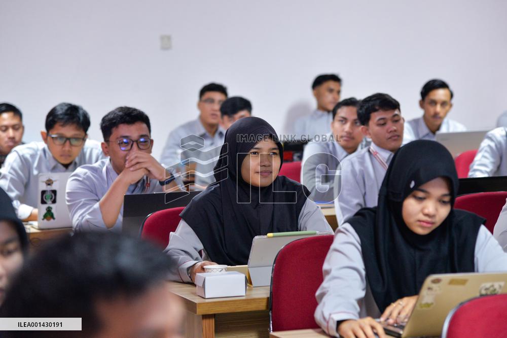 INDONESIA-JAKARTA-BANDUNG HIGH-SPEED RAILWAY-PERSONNEL TRAINING