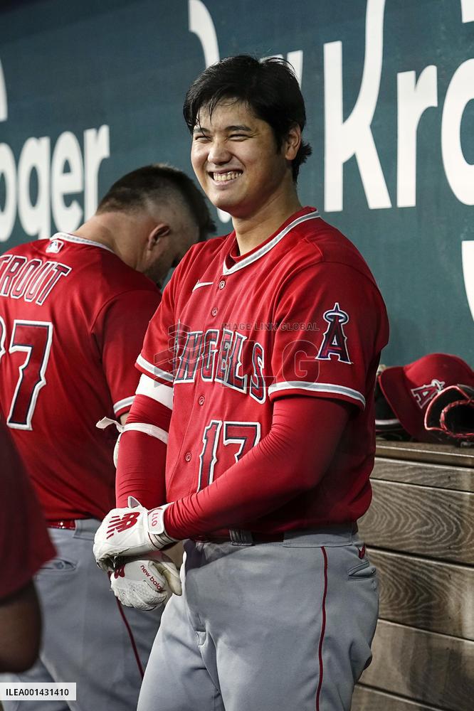 Baseball: Angels vs. Rangers