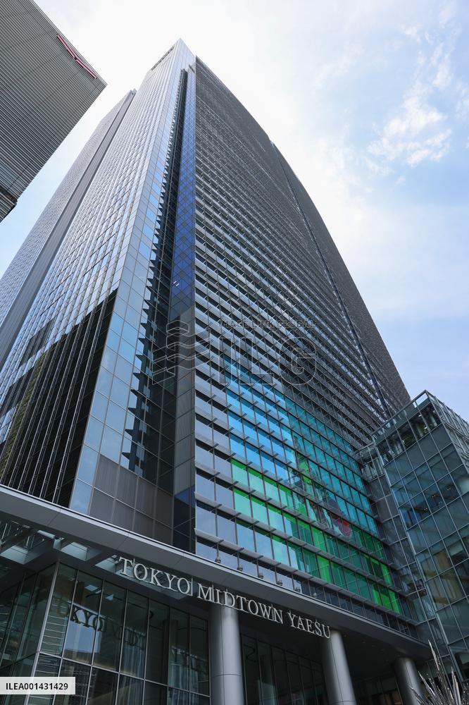 Exterior view of Tokyo Midtown Yaesu