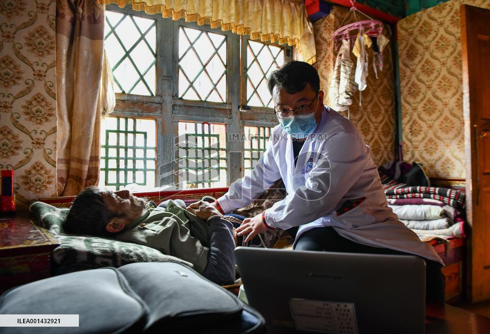 CHINA-TIBET-MEDICAL TEAM-HOME SERVICE (CN)
