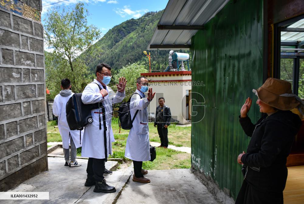 CHINA-TIBET-MEDICAL TEAM-HOME SERVICE (CN)