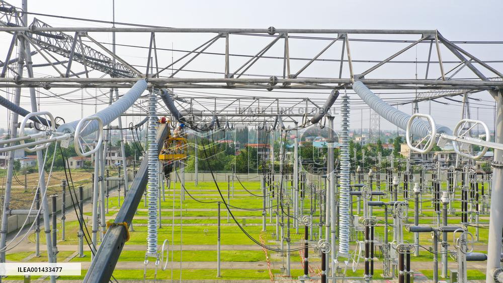 Power Grid Construction