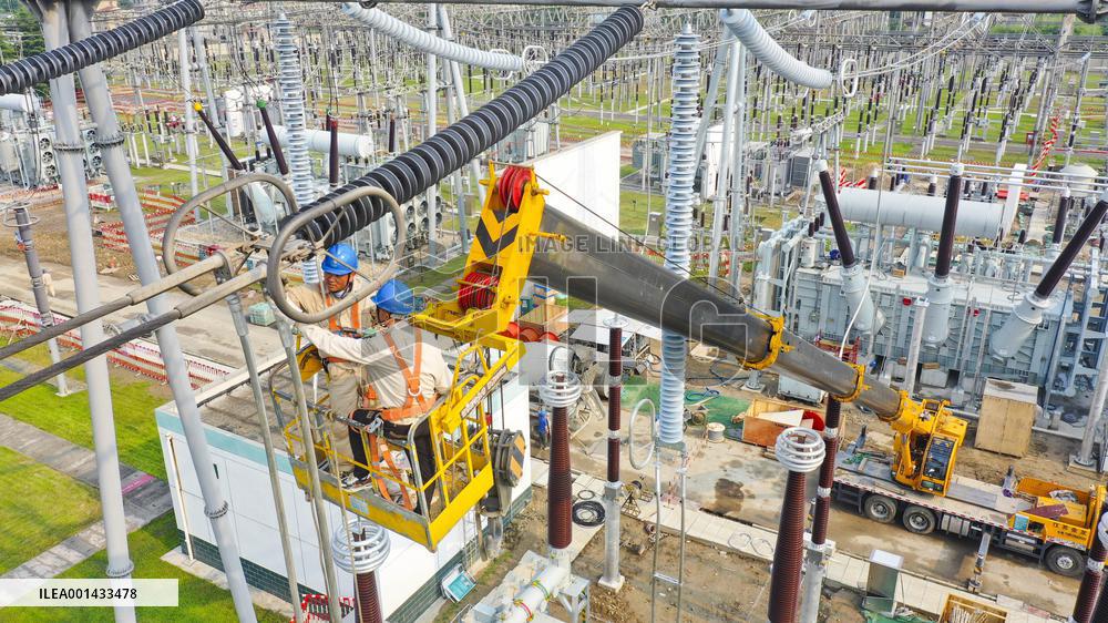 Power Grid Construction