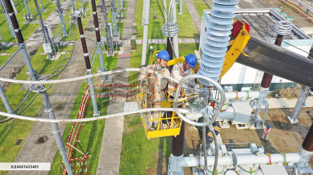 Power Grid Construction