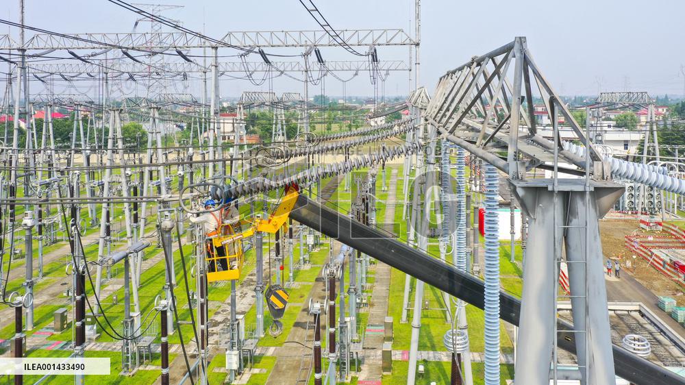 Power Grid Construction