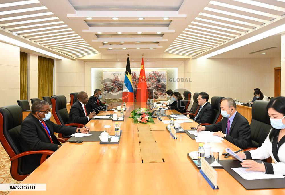 CHINA-BEIJING-QIN GANG-ANTIGUA AND BARBUDA-FM-MEETING (CN)
