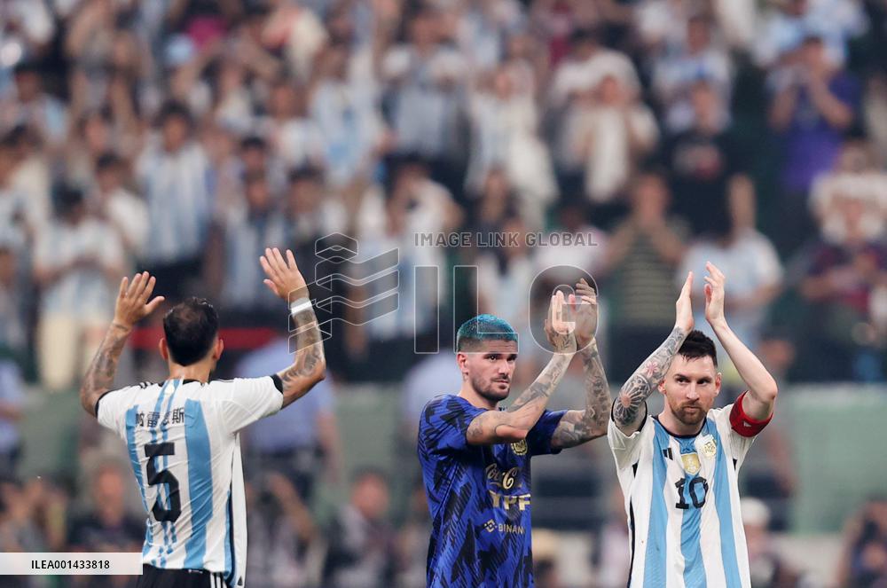 (SP)CHINA-BEIJING-FOOTBALL-INTERNATIONAL INVITATIONAL-ARGENTINA VS AUSTRALIA (CN)