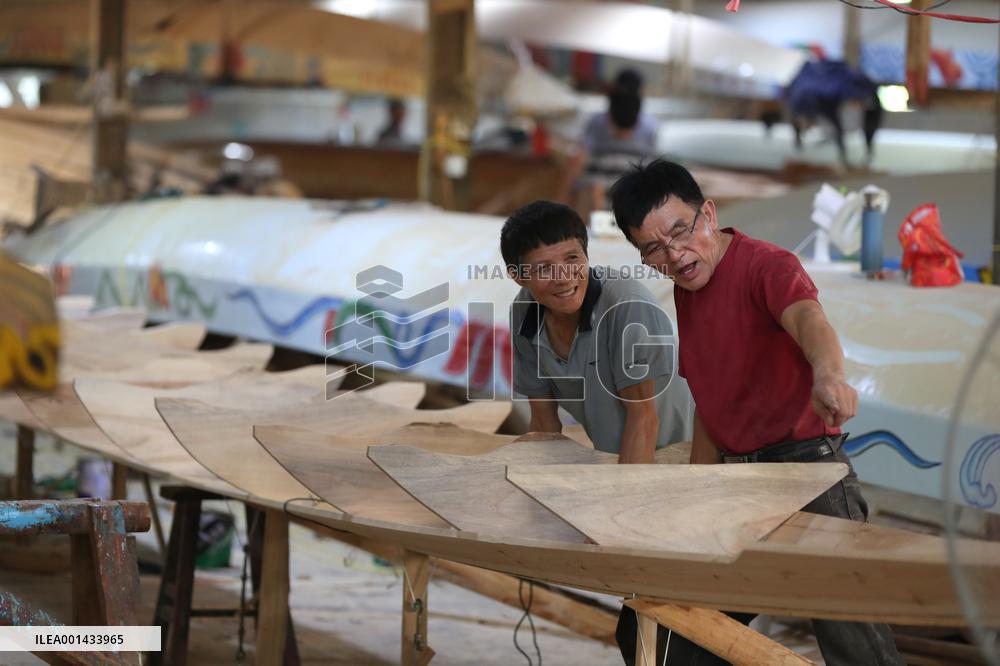 CHINA-FUJIAN-FUZHOU-DRAGON BOAT PRODUCTION (CN)