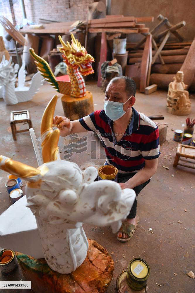 CHINA-FUJIAN-FUZHOU-DRAGON BOAT PRODUCTION (CN)