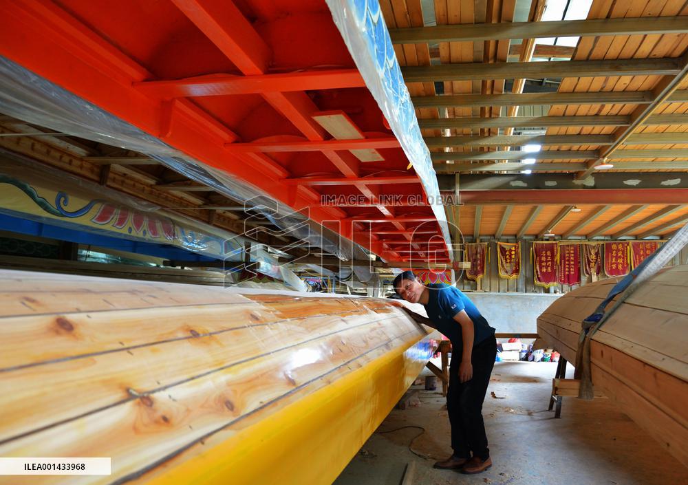 CHINA-FUJIAN-FUZHOU-DRAGON BOAT PRODUCTION (CN)