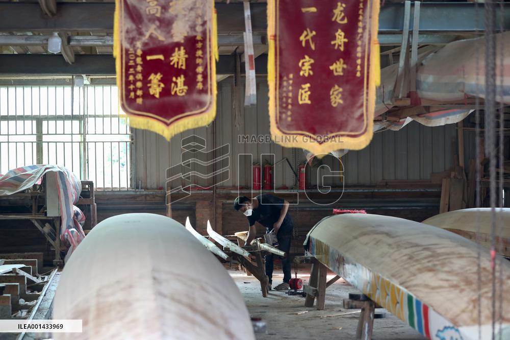 CHINA-FUJIAN-FUZHOU-DRAGON BOAT PRODUCTION (CN)