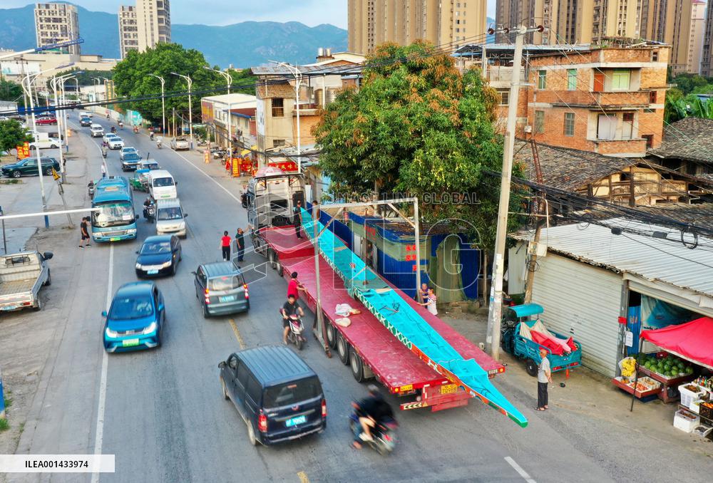 CHINA-FUJIAN-FUZHOU-DRAGON BOAT PRODUCTION (CN)