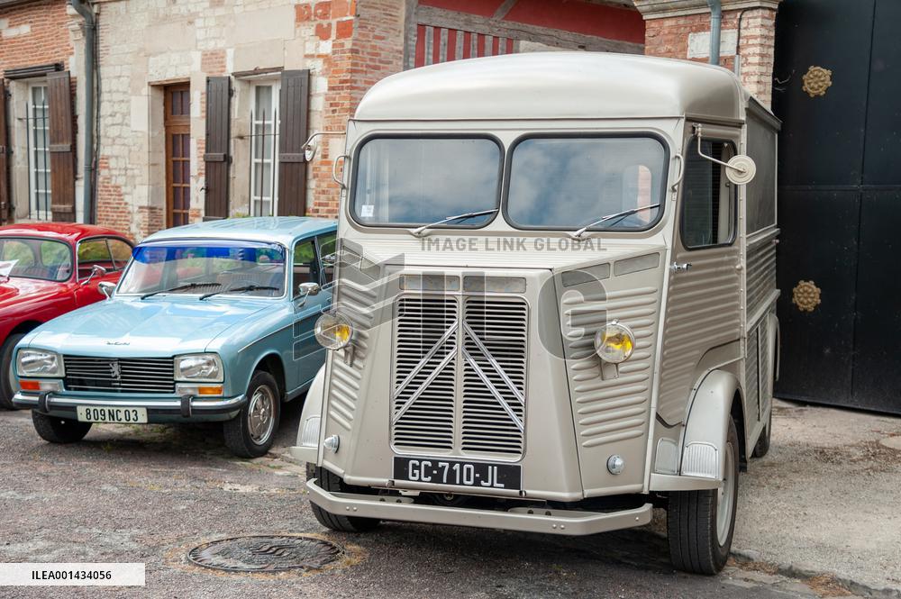 Gathering of Old Mopeds - Piney
