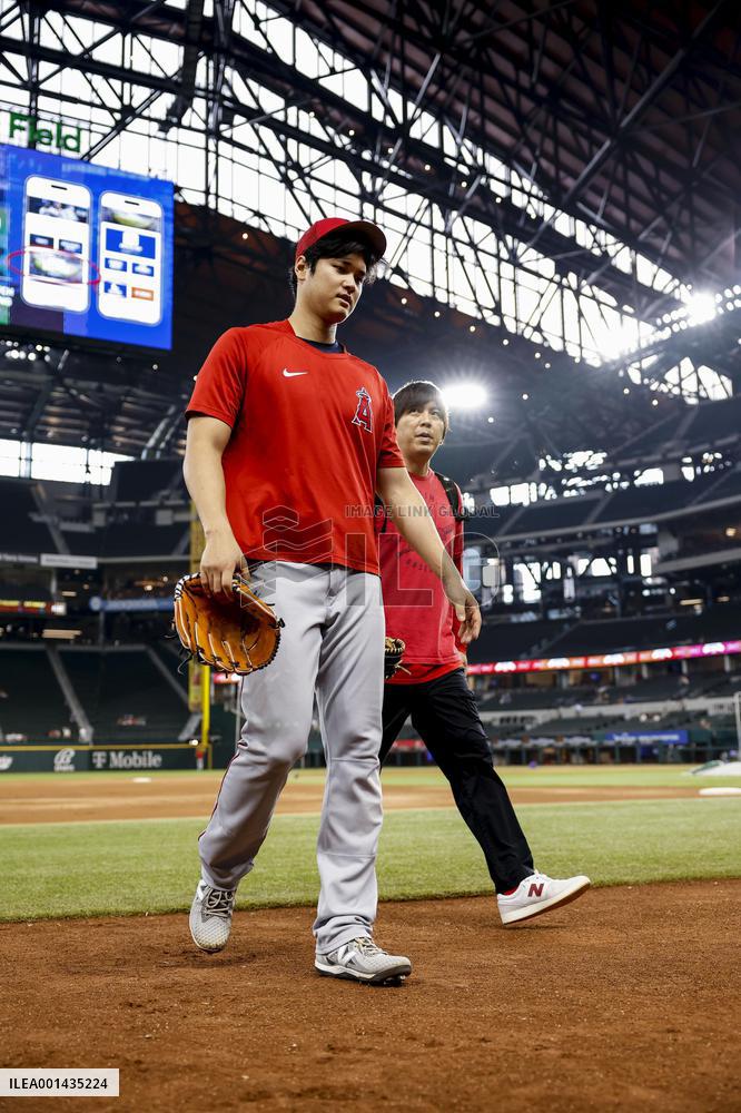 Baseball: Angels vs. Rangers