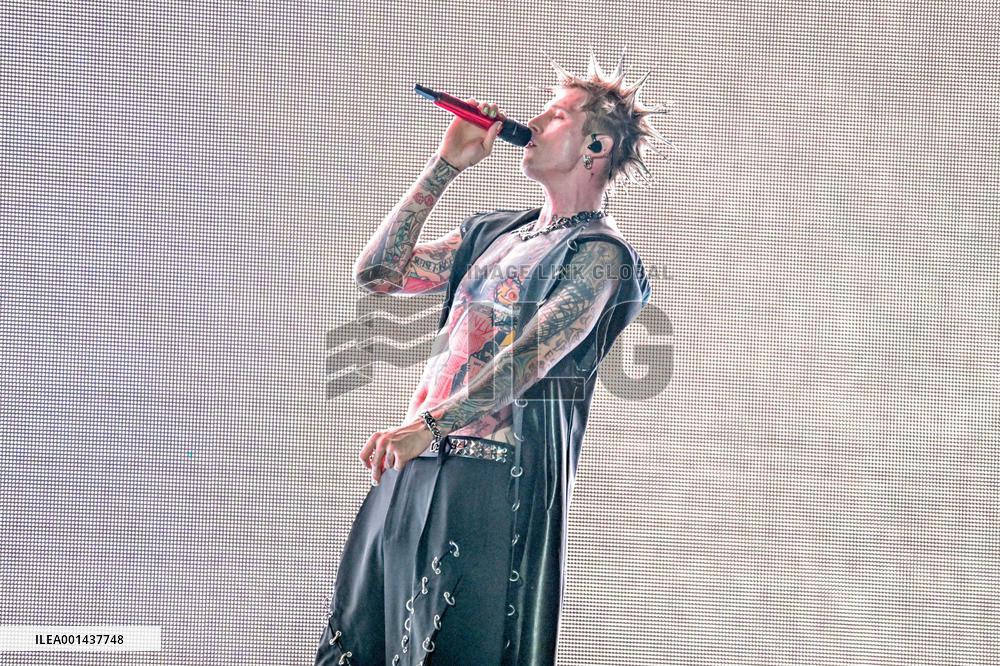 Hellfest Festival Machine Gun Kelly
