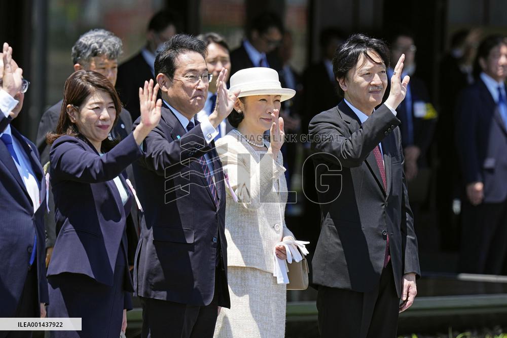 Japan emperor, empress off to Indonesia