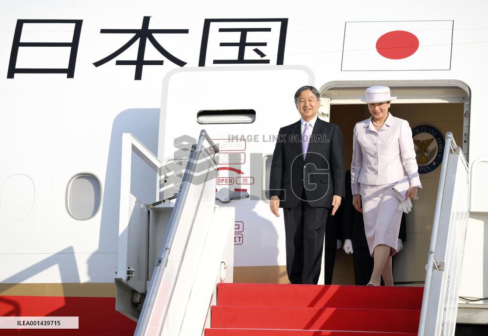 Japan emperor, empress arrive in Indonesia