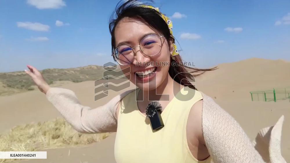 Thai expat amazed by China's anti-desertification efforts