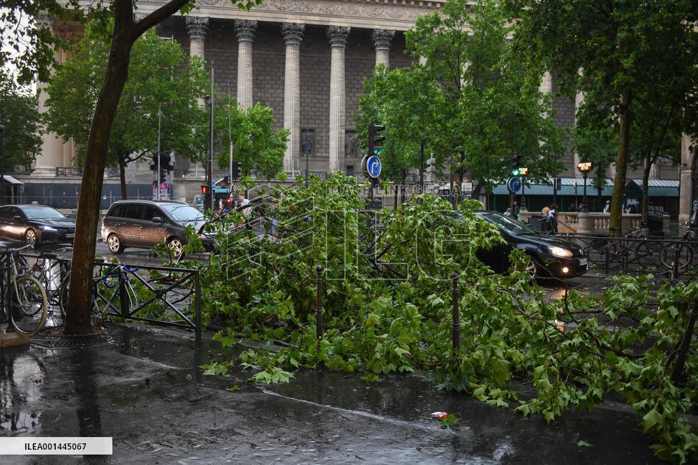 Violent Storms Hit Paris
