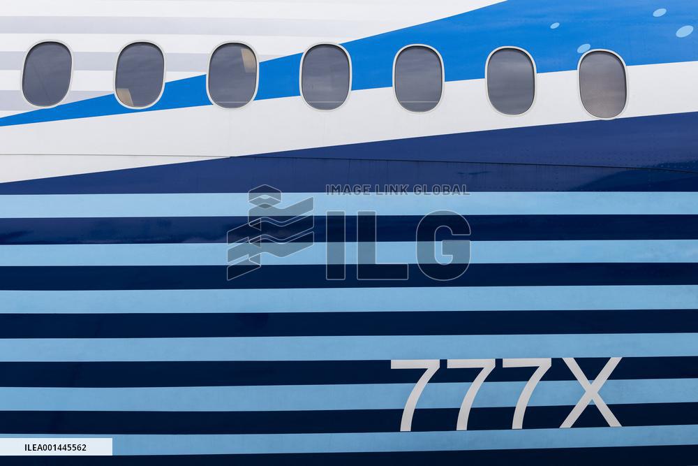 Boeing 777X - Le Bourget