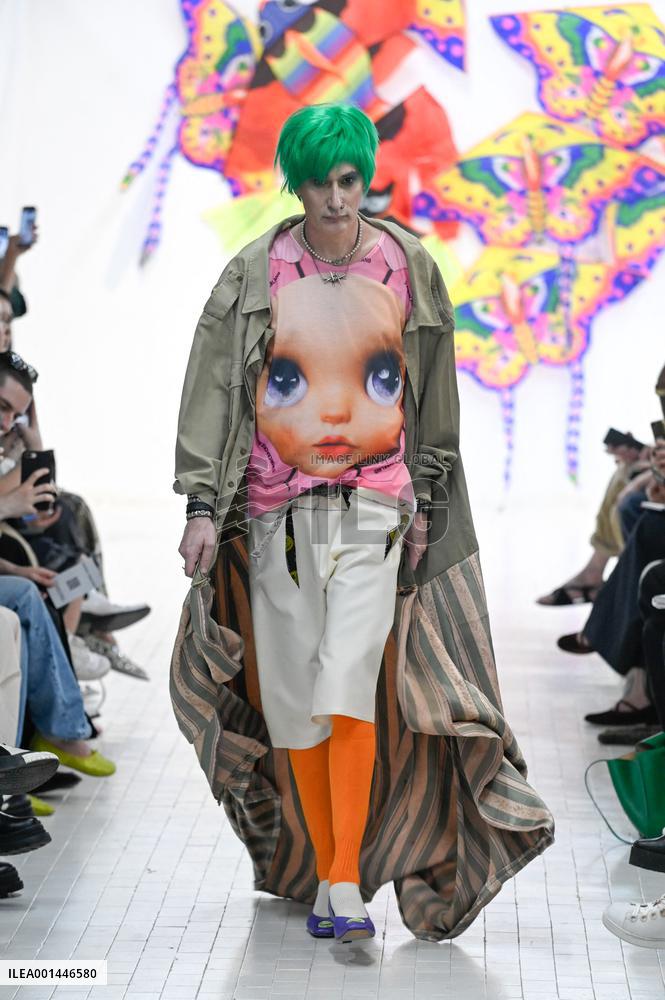 MFW - Simon Crackers Runway