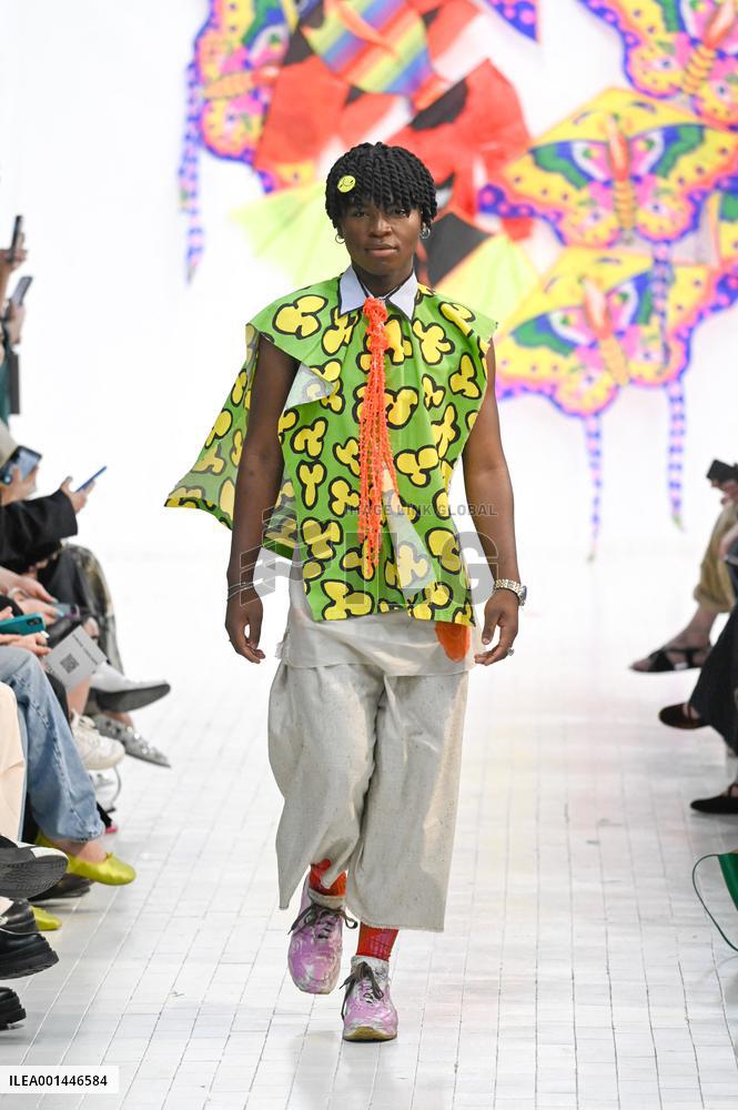 MFW - Simon Crackers Runway