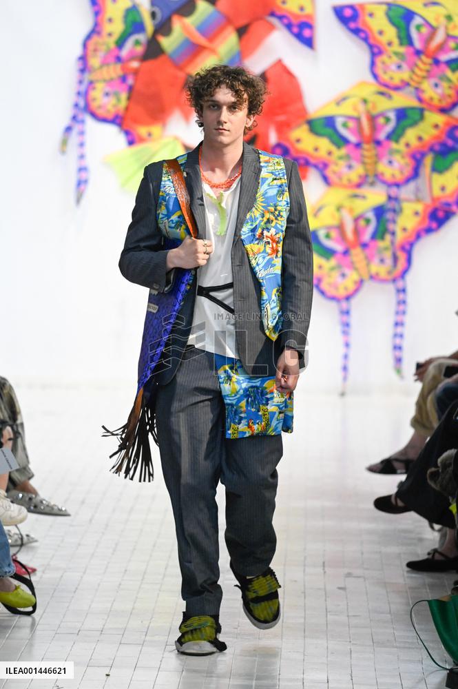 MFW - Simon Crackers Runway