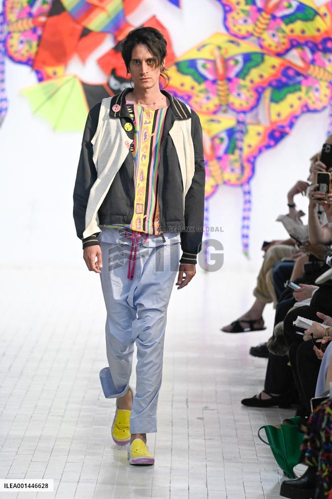 MFW - Simon Crackers Runway
