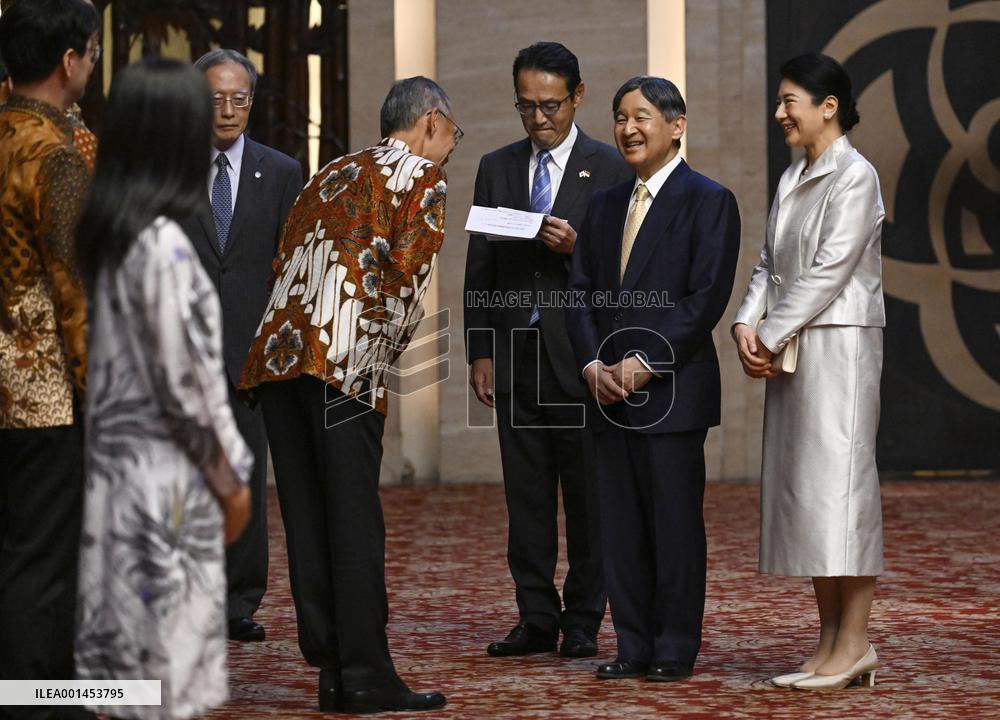 Japanese emperor, empress in Indonesia