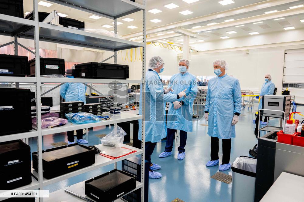 Royals Visit To Aero Space Lab - Mont-Saint-Guibert