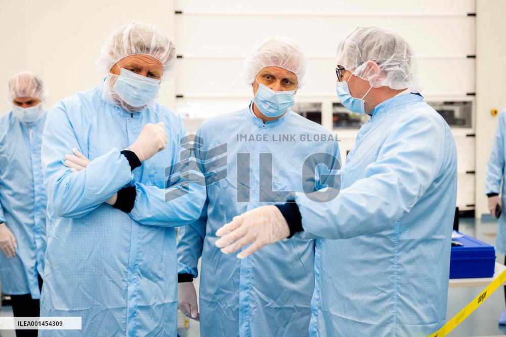 Royals Visit To Aero Space Lab - Mont-Saint-Guibert