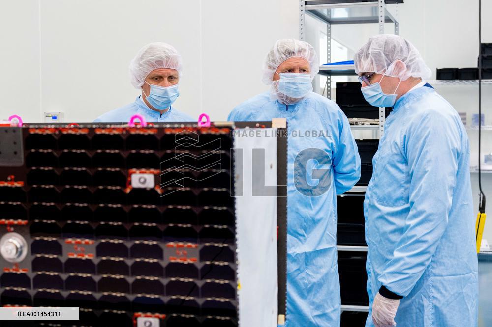 Royals Visit To Aero Space Lab - Mont-Saint-Guibert