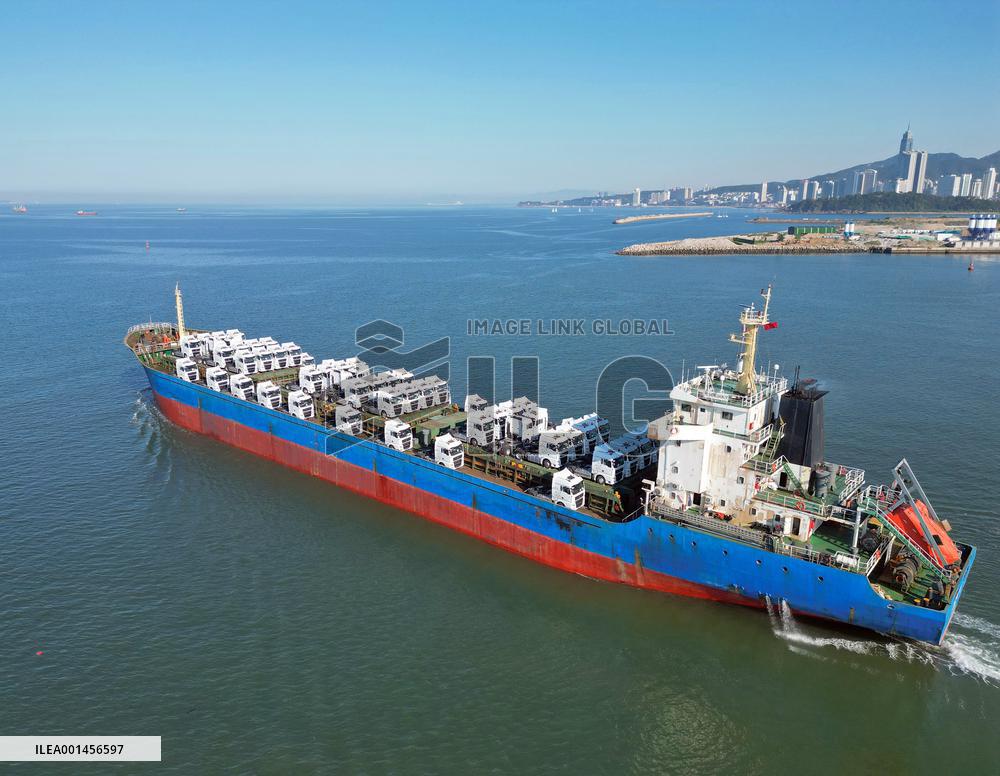 Chinese-made Heavy Trucks Export