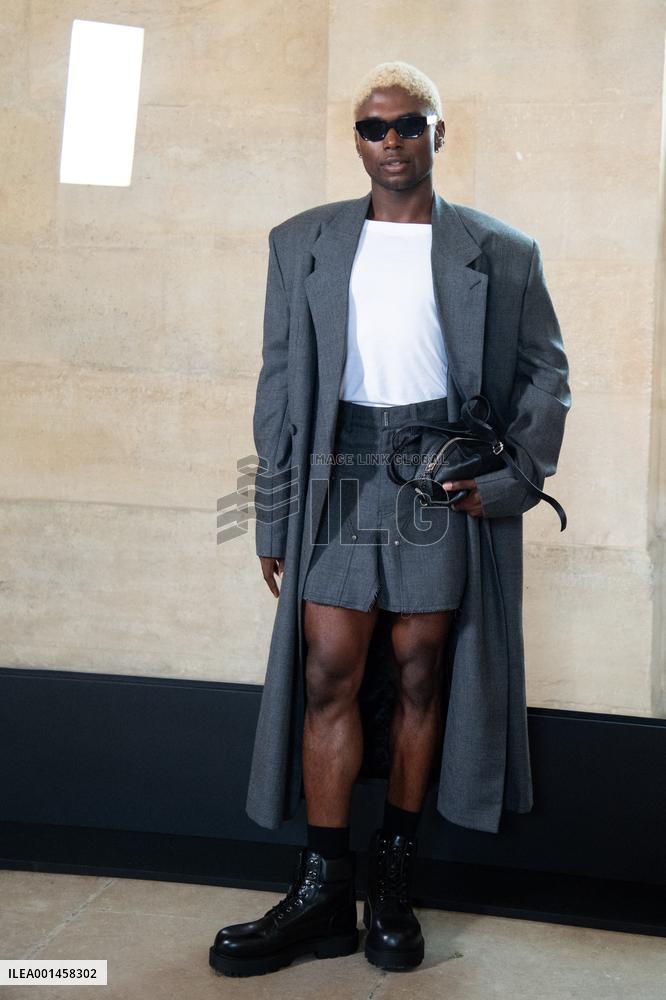 PFW Givenchy Photocall