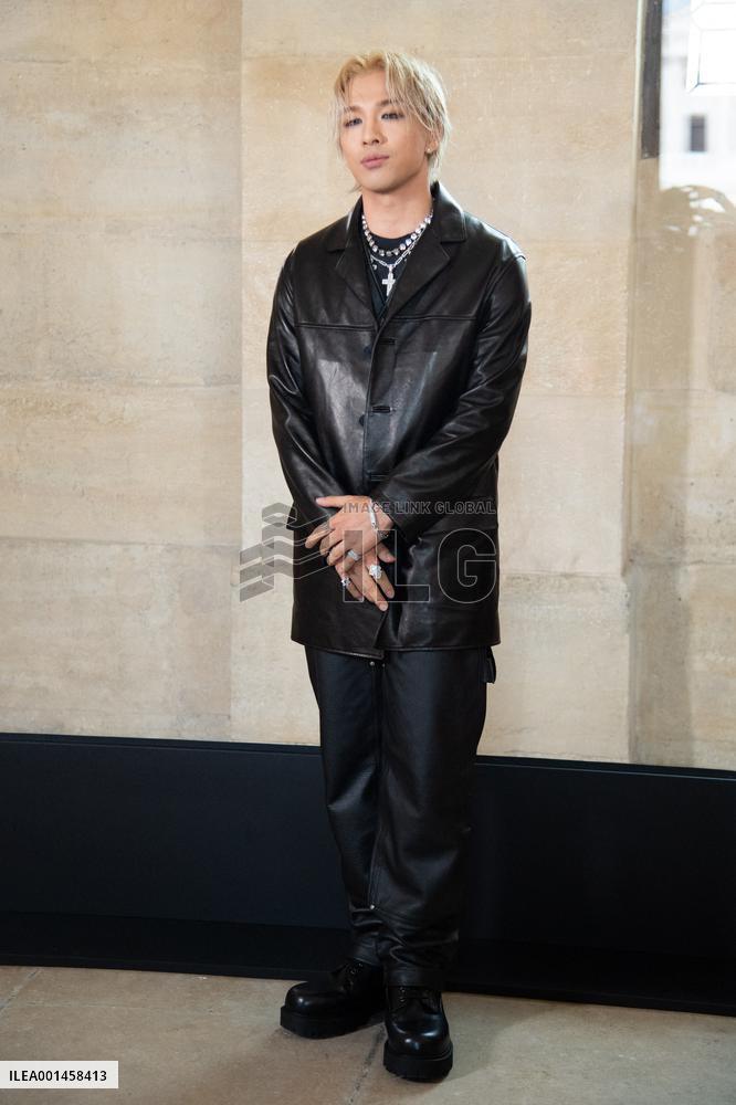 PFW Givenchy Photocall