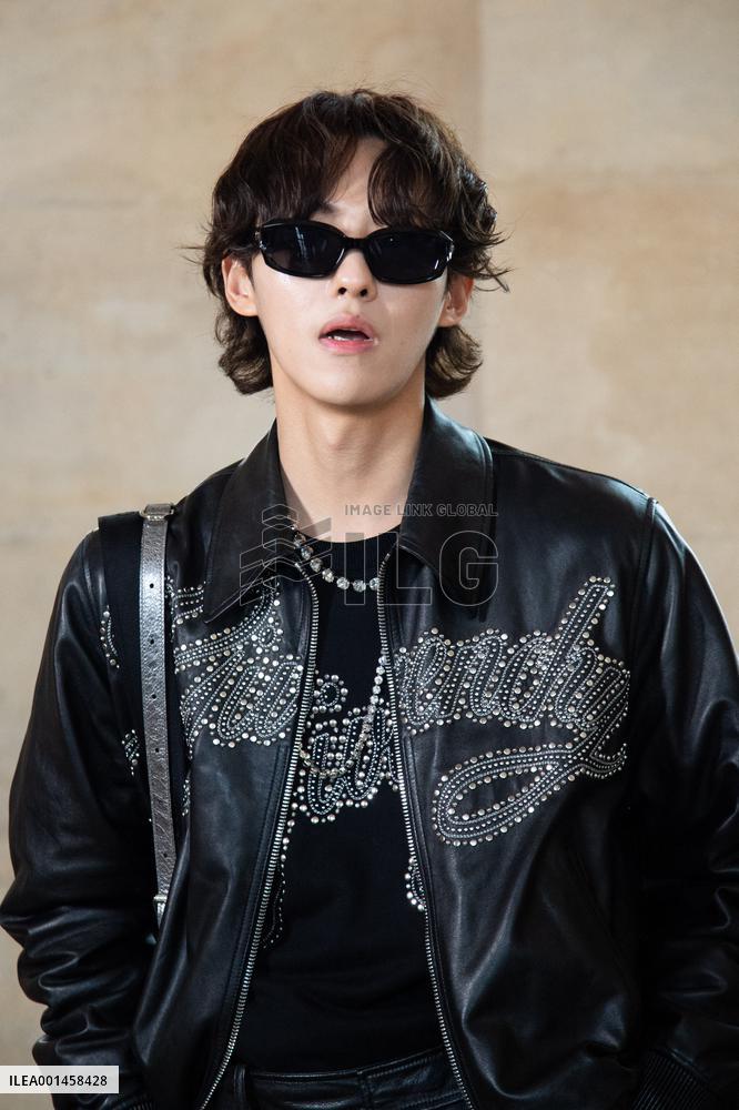 PFW Givenchy Photocall
