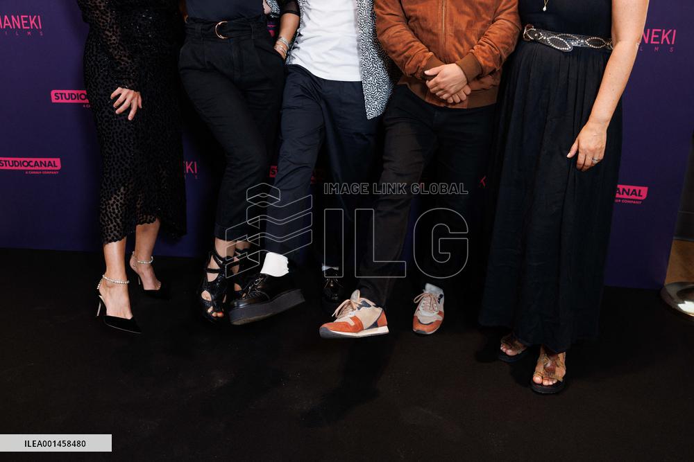 Une Vie Premiere - Paris