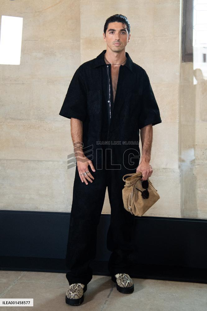 PFW Givenchy Photocall
