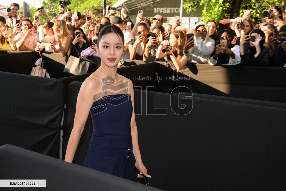 PFW - AMI Alexandre Mattiussi Arrivals