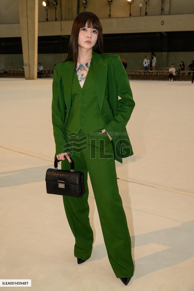 PFW - AMI Alexandre Mattiussi Front Row