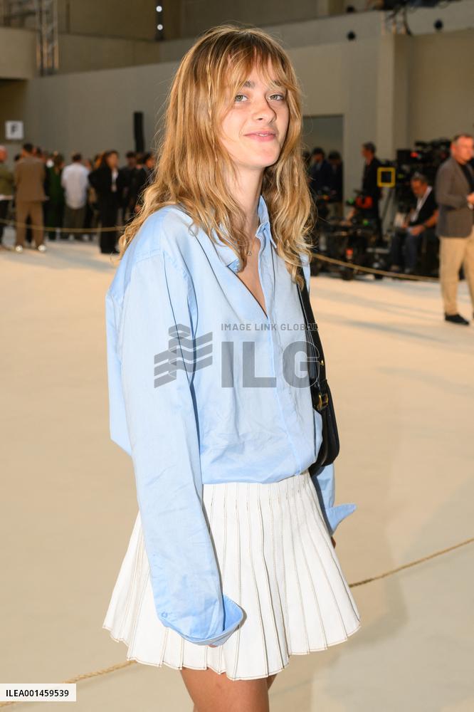 PFW - AMI Alexandre Mattiussi Front Row