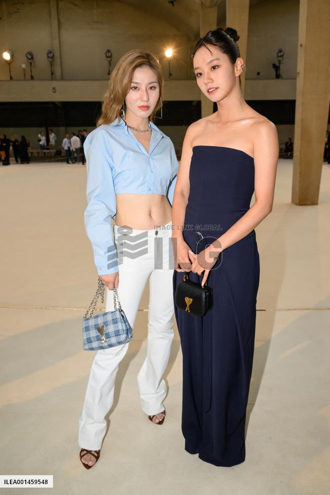 PFW - AMI Alexandre Mattiussi Front Row