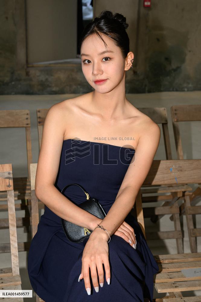 PFW - AMI Alexandre Mattiussi Front Row